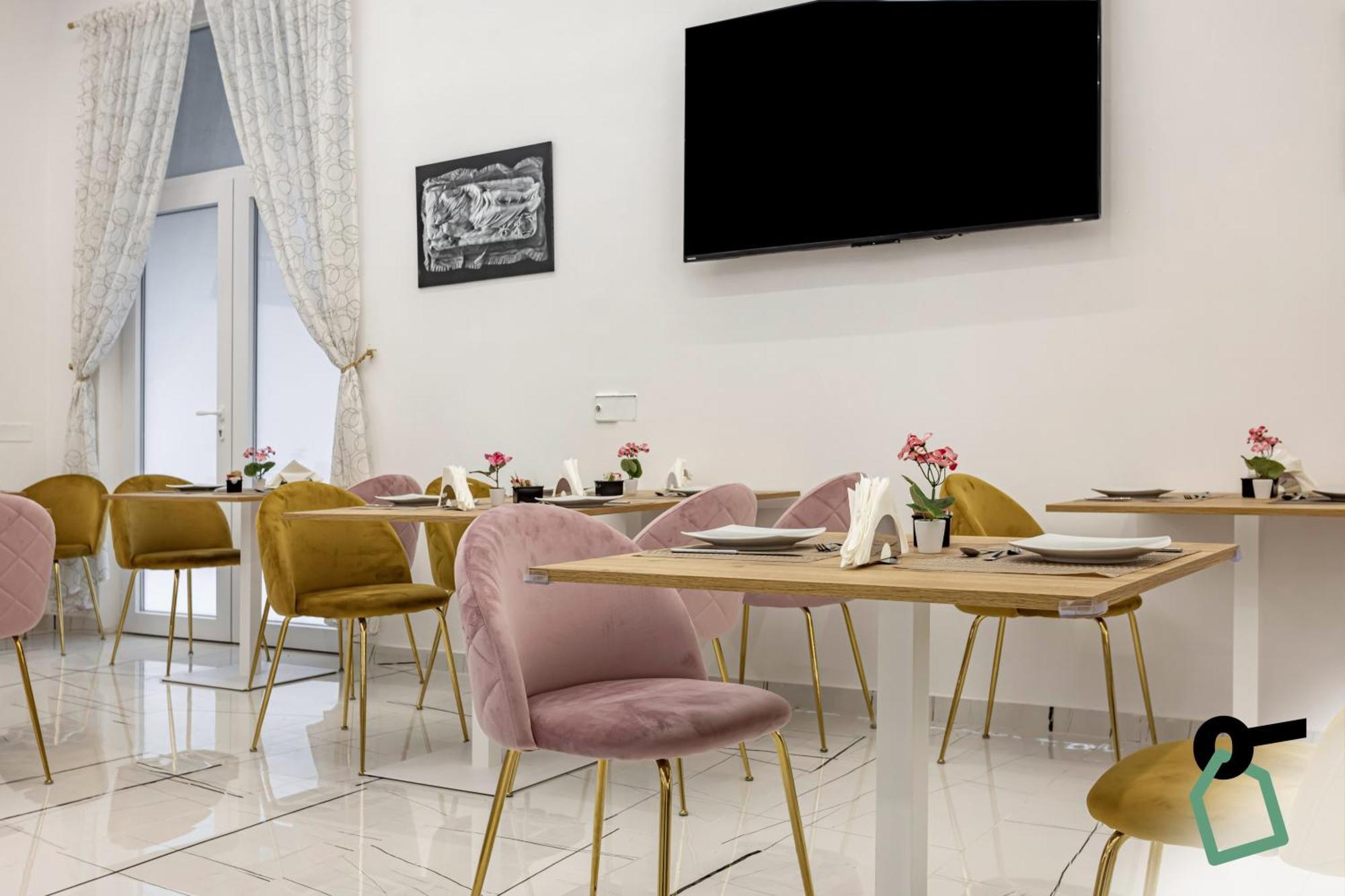 Hotiday Room Collection - Napoli Sant'Arcangelo Luaran gambar