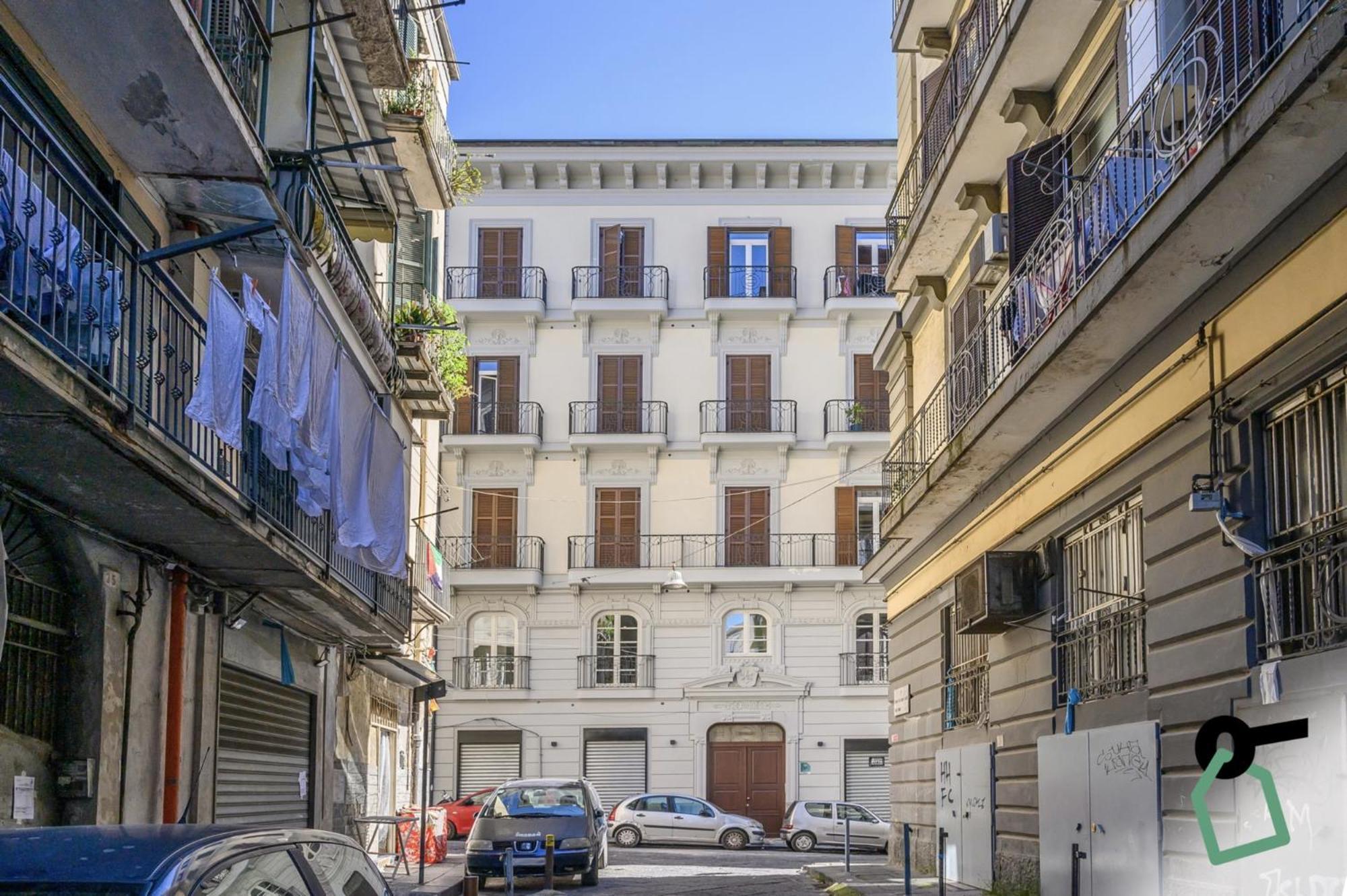 Hotiday Room Collection - Napoli Sant'Arcangelo Luaran gambar