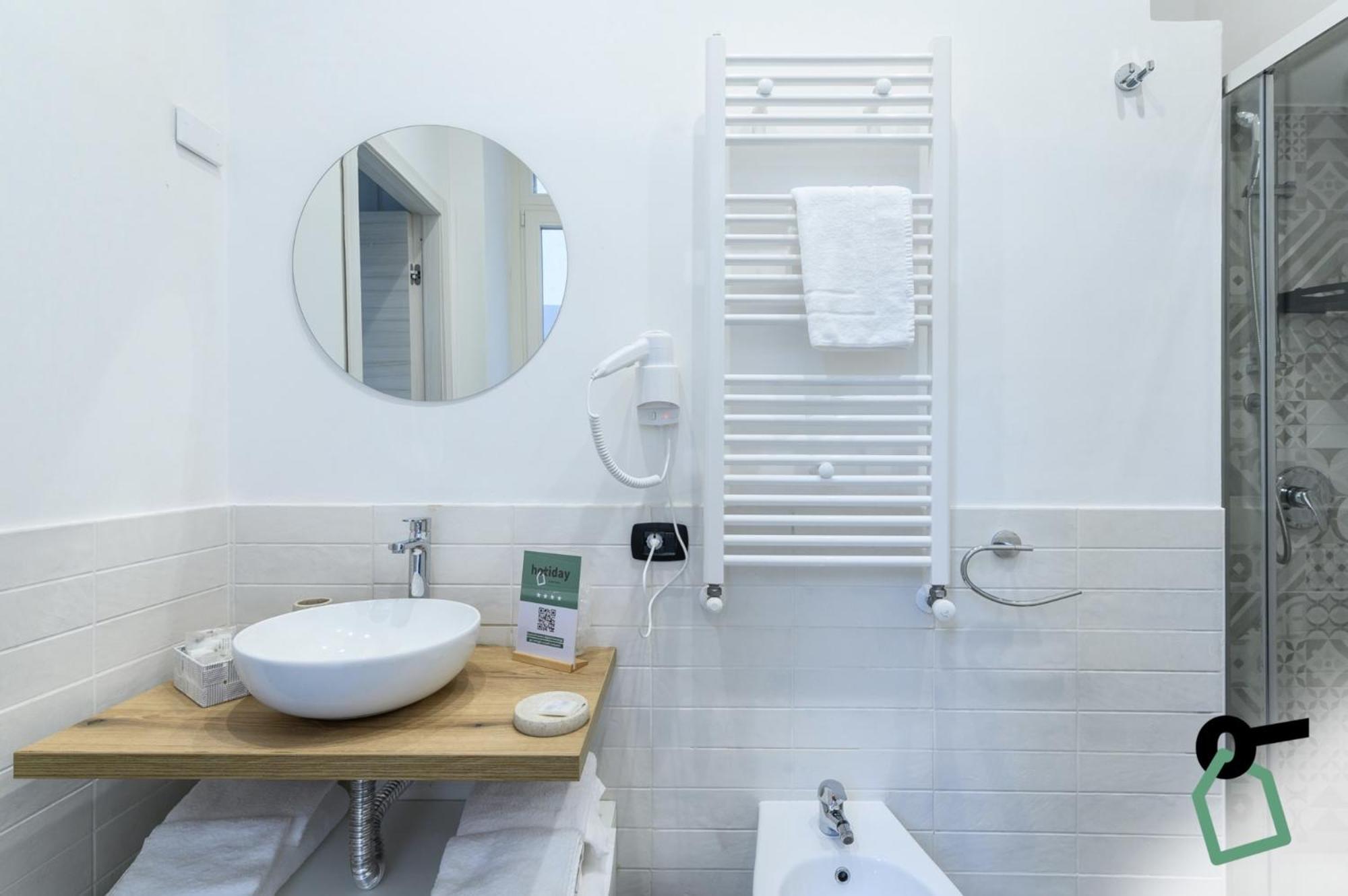 Hotiday Room Collection - Napoli Sant'Arcangelo Luaran gambar