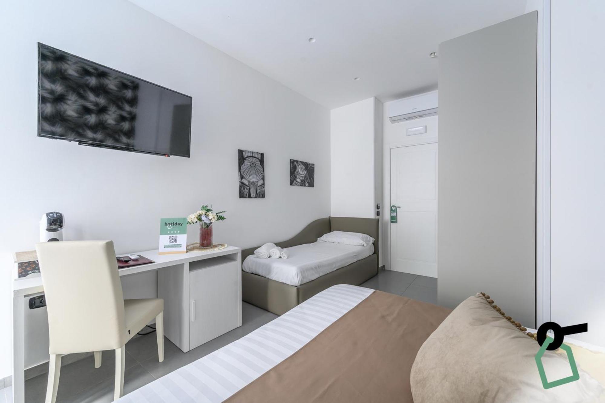 Hotiday Room Collection - Napoli Sant'Arcangelo Luaran gambar